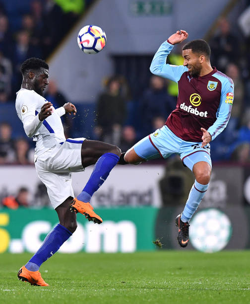 賽季中超聯 賽季中超聯