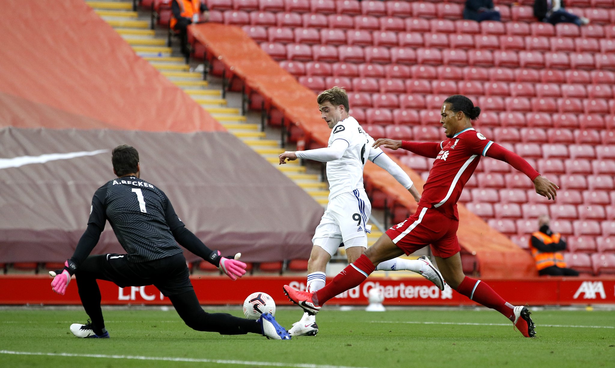 她的成功不 她的成功不