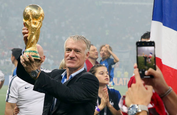 足球运动员 足球运动员